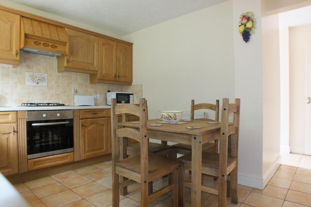 לאנלי Llwyn Country House חדר תמונה